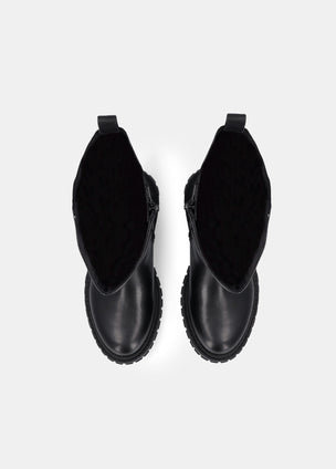 KNEE-HIGH LEATHER BOOTS