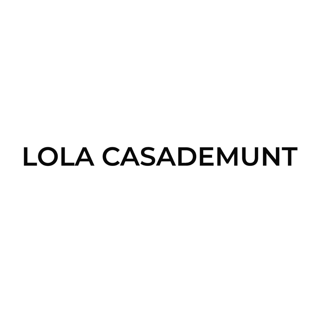 LOLA CASADEMUNT