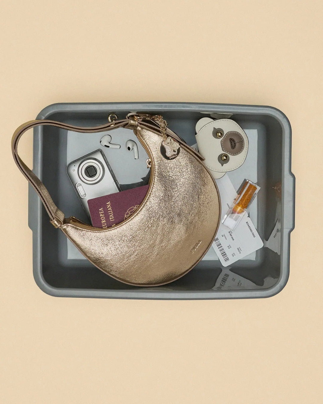 WOMEN'S ACCESSORIES