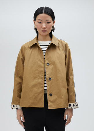 SHORT CAMEL TRENCH COAT