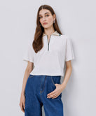 CROPPED TOP WITH A COLLAR AND ZIPPER