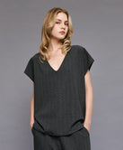 SHORT-SLEEVED BLOUSE WITH RHINESTONES