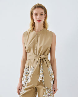 ACCESS FASHION SLEEVELESS SHIRT WITH EMBROIDERY
