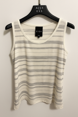 ACCESS FASHION TOP