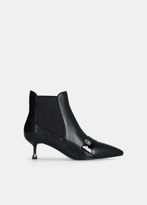 LEATHER ANKLE BOOT WITH LOW HEEL