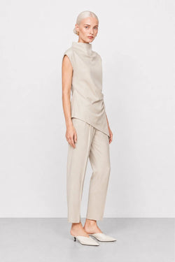 KOCCA SLEEVELESS TOP WITH AN ASYMMETRICAL HEM - GODLEWA BLOUSE