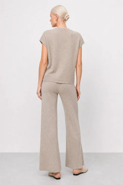 KOCCA KNITWEAR SET WITH A BUTTONED V-NECK CARDIGAN AND TROUSERS - ERKEN KNIT VEST