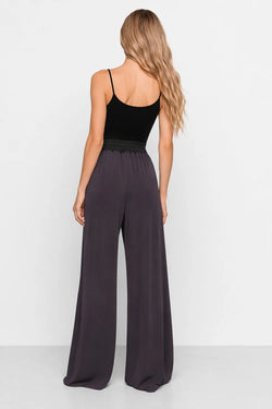 KOCCA WIDE-LEG VISCOSE TROUSERS WITH AN ELASTICATED HIGH WAIST - AGOT PINSTRIPE TROUSERS