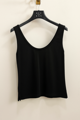 ACCESS FASHION TOP