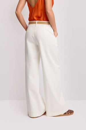 KOCCA CHIC MONOCOLOUR STRAIGHT LEGGED TROUSERS - TROUSERS DAVAL
