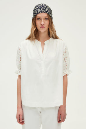COTTON T-SHIRT WITH EMBROIDERED SLEEVES – GIANINA