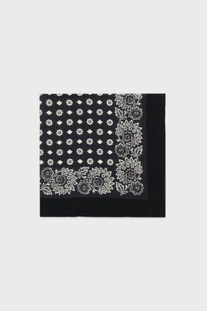 PRINTED WOOL AND SILK SQUARE SCARF - RENELLE