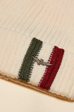 KNIT BEANIE WITH TRICOLOR DETAIL