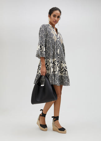 SHORT PRINTED DRESS