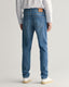 SLIM FIT JEANS