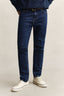 GANT SLIM FIT CLEAN WASH JEANS