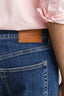 GANT SLIM FIT CLEAN WASH JEANS