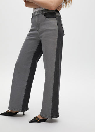 WIDE-LEG JEANS WITH TWO-TONE CONTRAST DETAILS